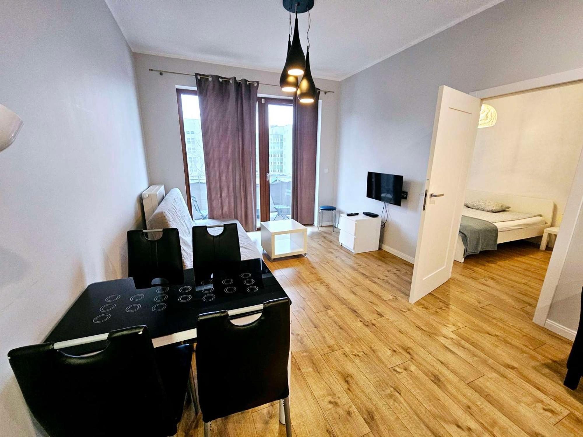 First -- Green Zoliborz Apartment 4 วอร์ซอ ภายนอก รูปภาพ