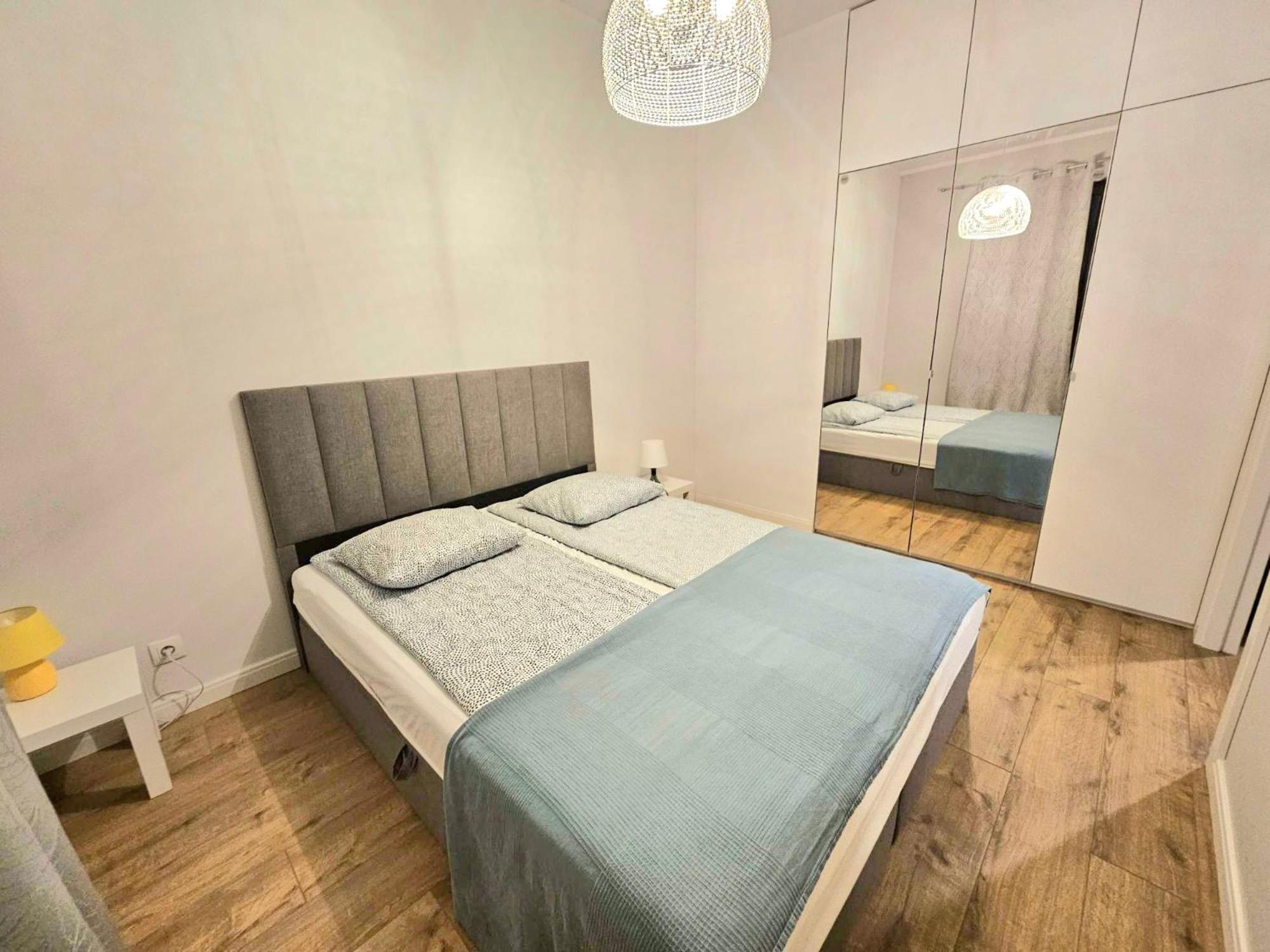 First -- Green Zoliborz Apartment 4 วอร์ซอ ภายนอก รูปภาพ